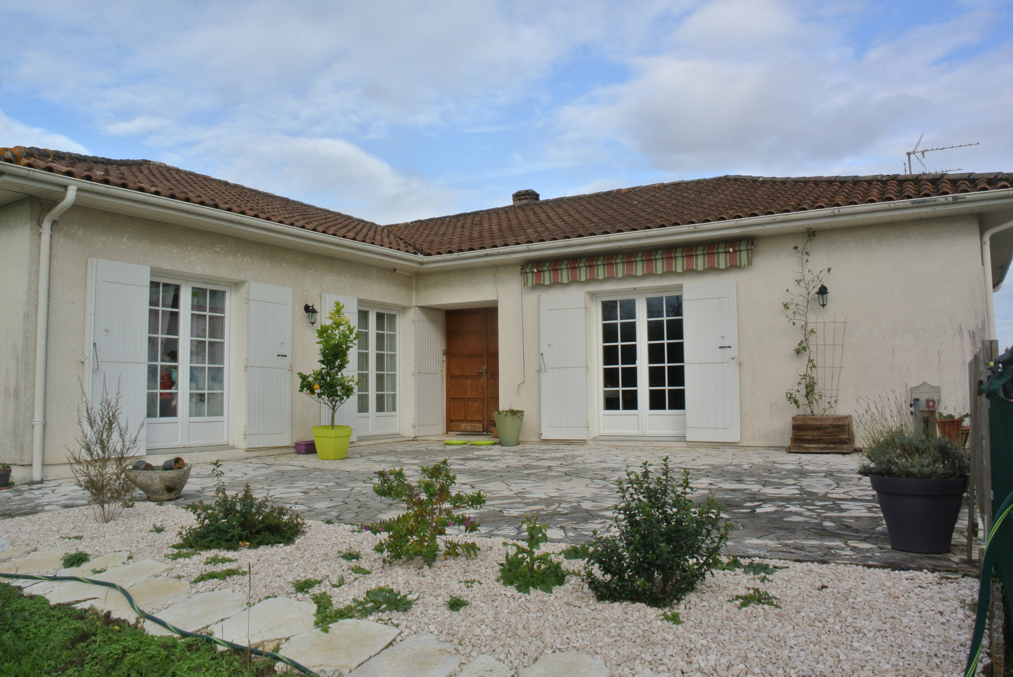 A VENDRE  MAISON SUR COTEAUX MARMANDE