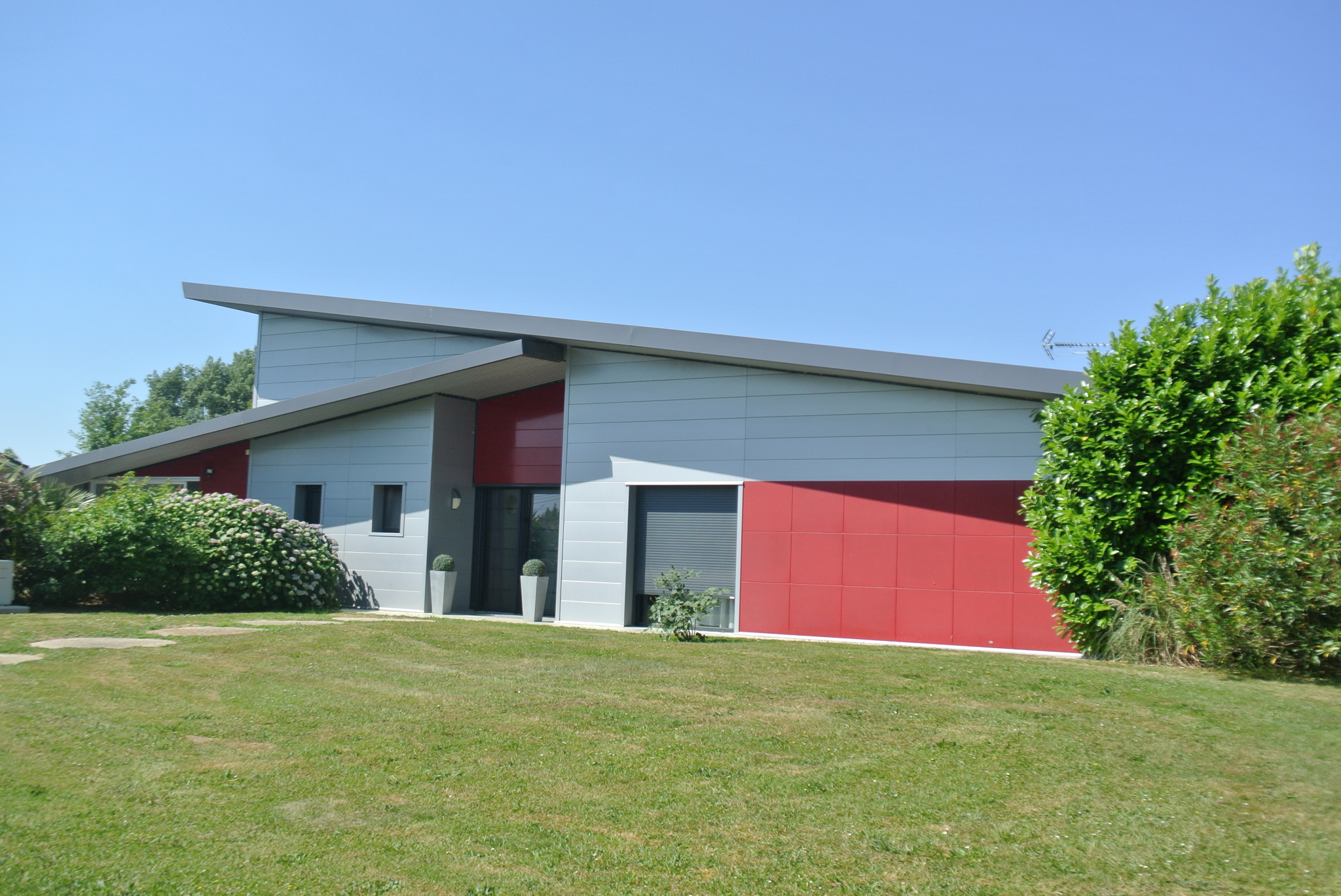 MAISON MODERNE 1 H de Bordeaux et 8 mn de Marmande
