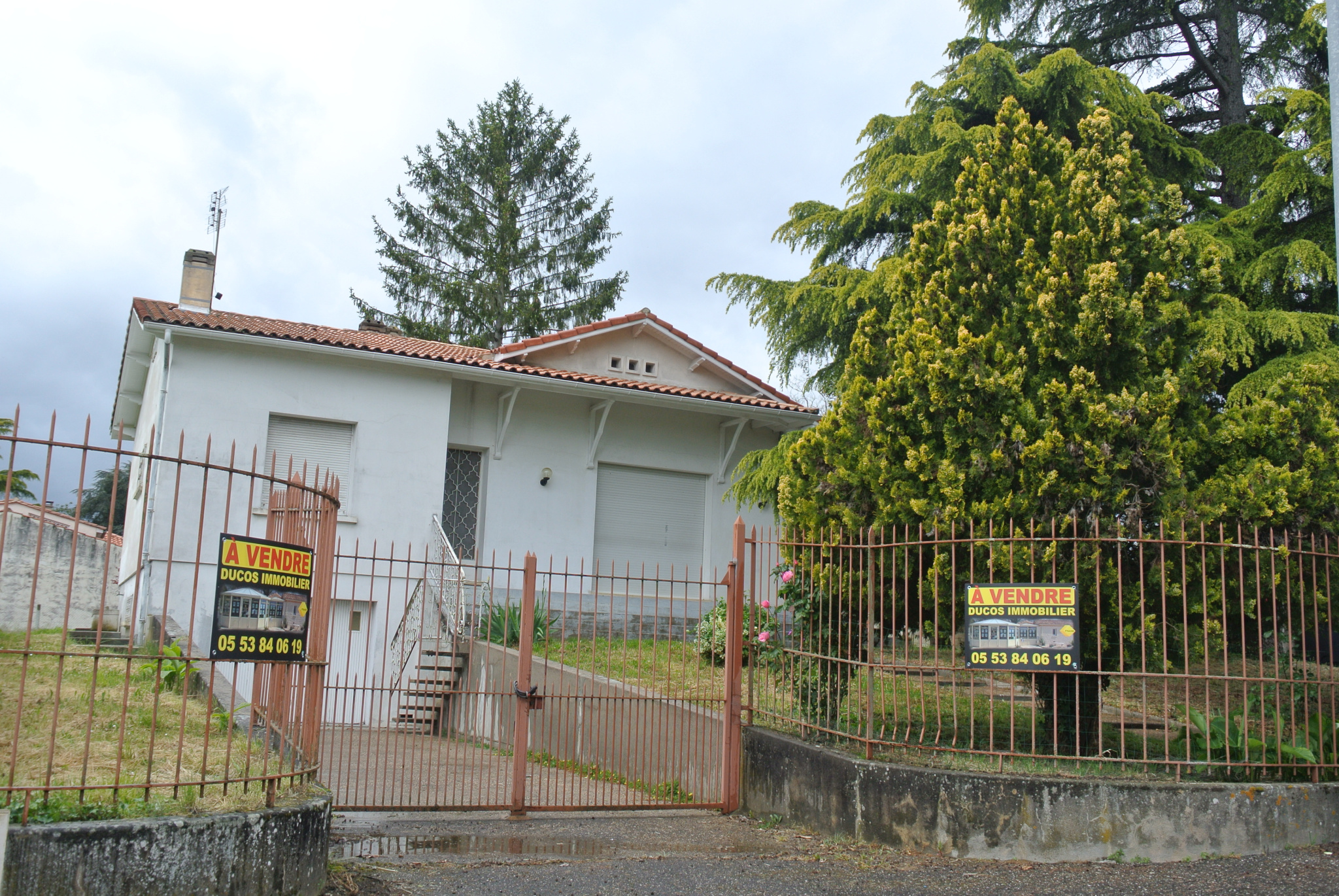 Aux portes de la ville