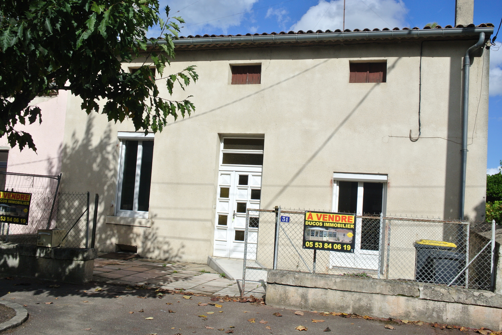 Maison de village avec jardin