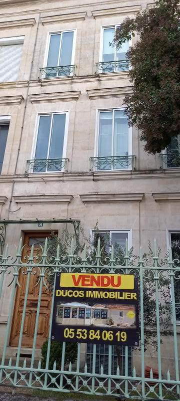  Maison plein centre ville de Marmande avec jardin et garage