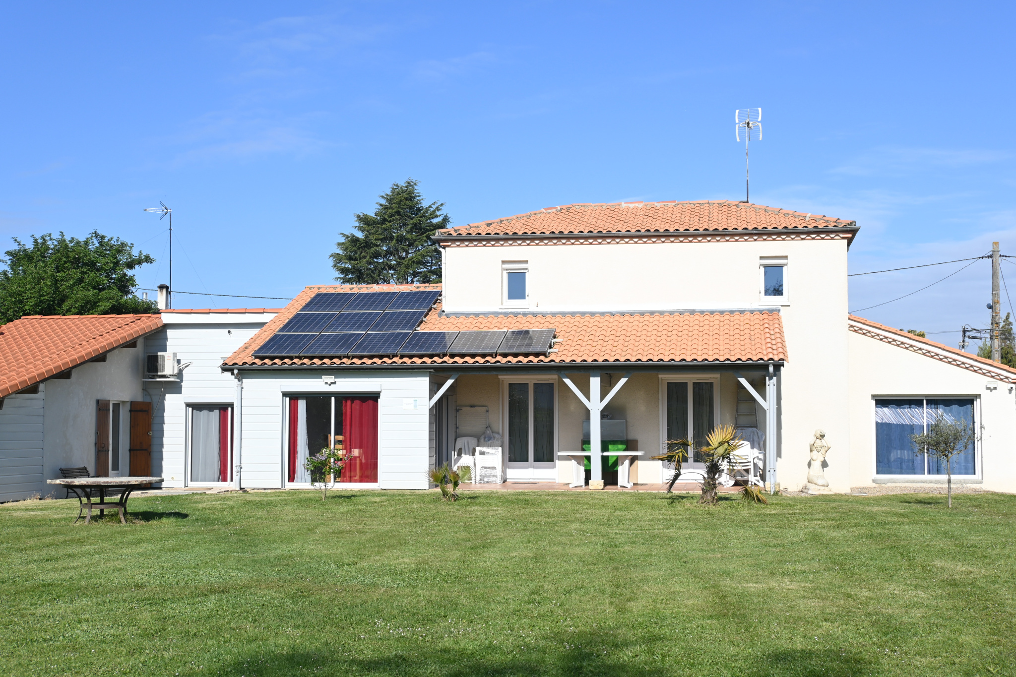 MAISON 5 chambres avec grand terrain Marmande