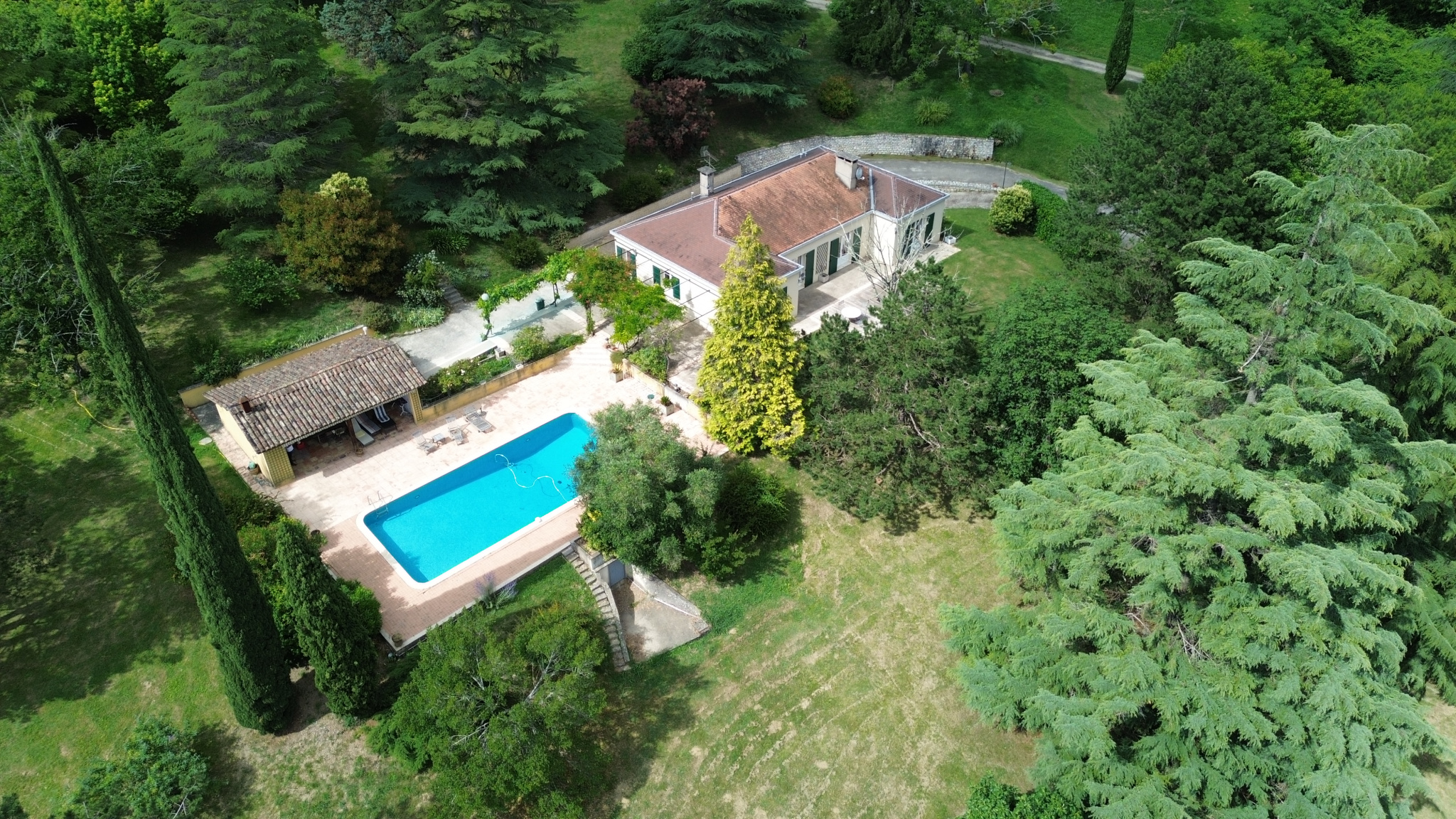 MAISON au clame et vue dégagée