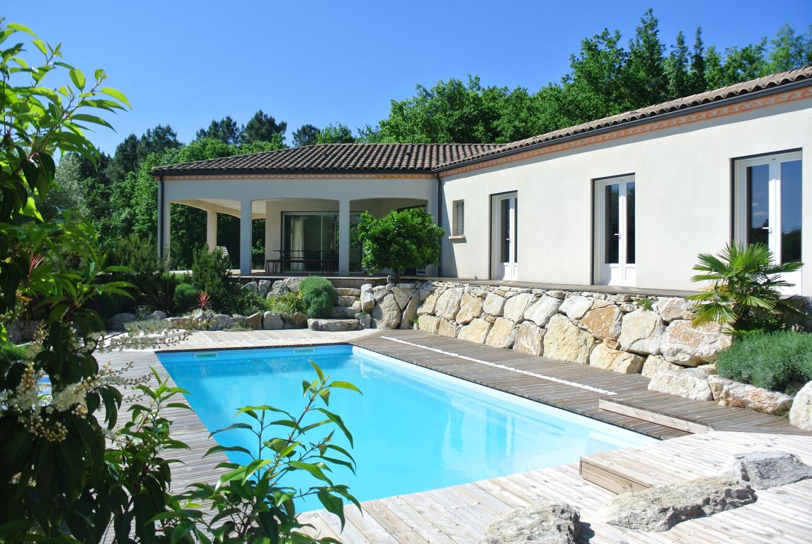 MAISON CONTEMPORAINE proche de Marmande