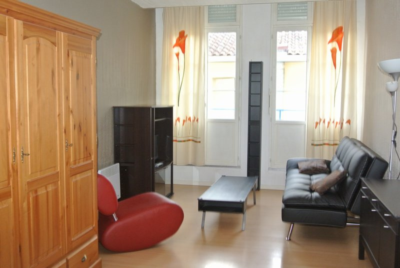 A vendre  Studio meublé à Marmande