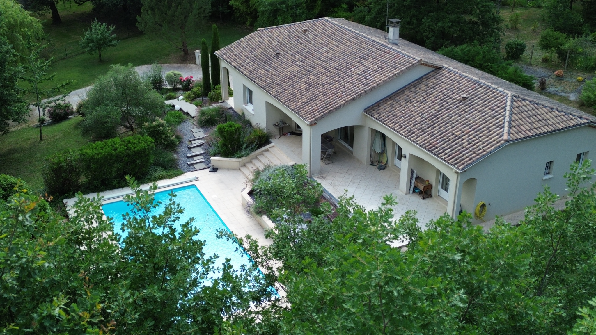 MAISON CONTEMPORAINE 1 H de Bordeaux